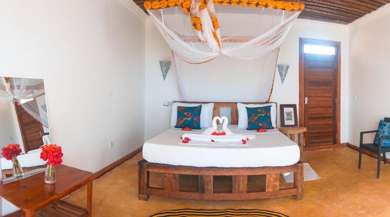 Zanzibar Kusini Beach Bungalows Hotel Kizimkazi Exterior foto