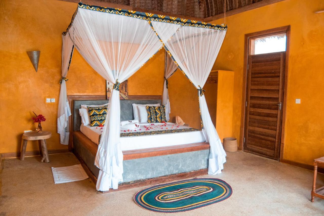 Zanzibar Kusini Beach Bungalows Hotel Kizimkazi Exterior foto
